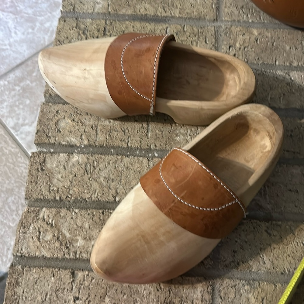 Wooden shoes